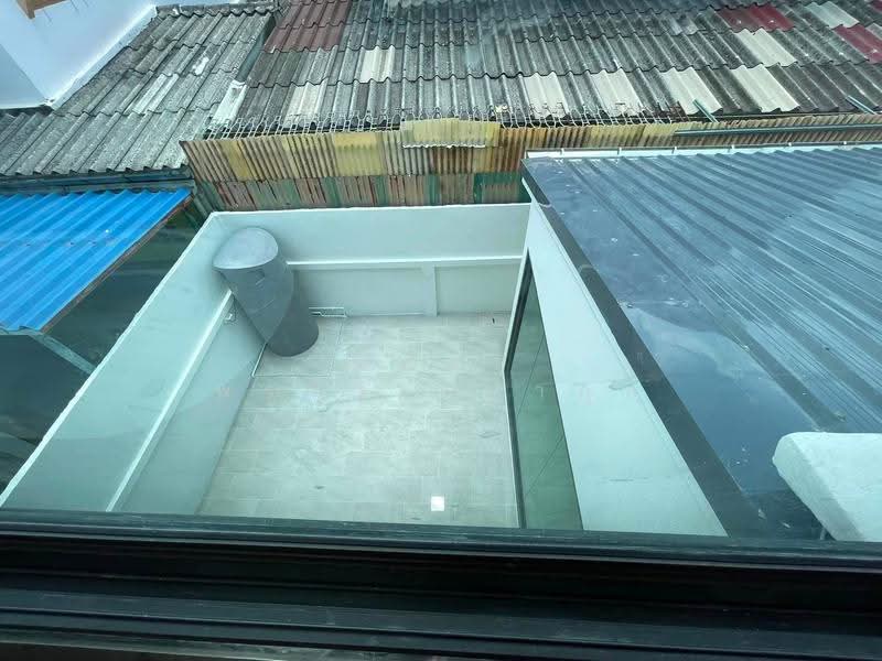ขายบ้านเดี่ยว 2ชั้น 5ห้องนอน 3ห้องน้ำ 3ที่จอดรถ ใกล้ MRT ลาดพร้าว กรุงเทพฯ (TH8-8726), Bangkok, Khlong Chaokhun Sing, Wang Thonglang, Bangkok, 5 Bedrooms, 250 sqm, Single Detached House For Sale, by ณภัทร พรสิริเมธากุล, 500557411 - DDproperty.com