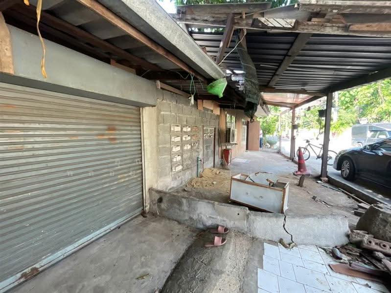 บ้านเดี่ยว 1 ชั้น + ที่ดิน 57 ตร.ว. หมู่บ้านเนียมกล่ำสามัคคี ซอยประเสริฐมนูกิจ29 แยก4, Bangkok, ถนนประเสริฐมนูกิจ, Chorake Bua, Lat Phrao, Bangkok, 3 Bedrooms, 200 sqm, Single Detached House For Sale, by คุณ สุภัตรา พลอยแดง (แพร), 500557505 - DDproperty.com