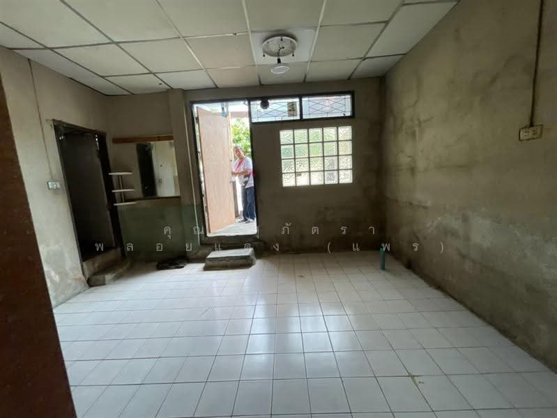 บ้านเดี่ยว 1 ชั้น + ที่ดิน 57 ตร.ว. หมู่บ้านเนียมกล่ำสามัคคี ซอยประเสริฐมนูกิจ29 แยก4, กรุงเทพ, ถนนประเสริฐมนูกิจ, จรเข้บัว, ลาดพร้าว, กรุงเทพ, 200 ตร.ม., บ้านเดี่ยว ขาย, โดย คุณ สุภัตรา พลอยแดง (แพร), 500557505 - DDproperty.com