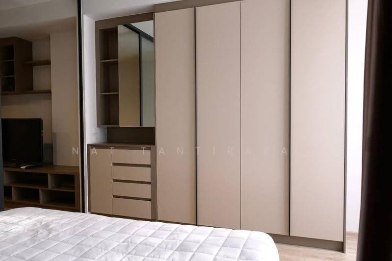 IDEO Sathorn-Wongwian Yai, Bangkok, 219 Soi Krung Thonburi 1, Khlong Ton Sai, Khlong San, Bangkok, 1 Bedroom, 34 sqm, Condo For Rent, by Nat Tantirapan, 500557542 - DDproperty.com