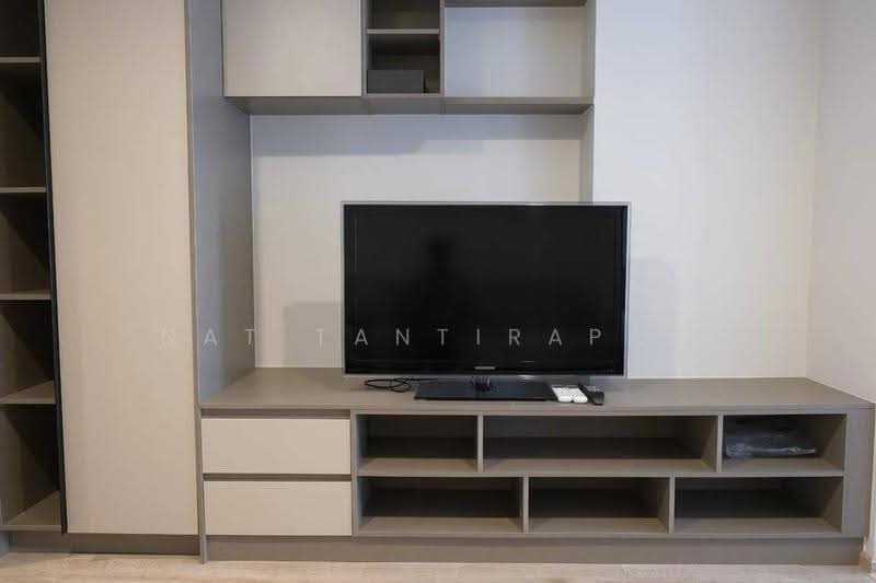 IDEO Sathorn-Wongwian Yai, Bangkok, 219 Soi Krung Thonburi 1, Khlong Ton Sai, Khlong San, Bangkok, 1 Bedroom, 34 sqm, Condo For Rent, by Nat Tantirapan, 500557542 - DDproperty.com