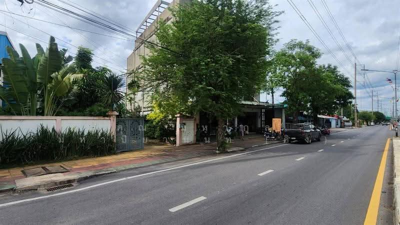 บ้านเดี่ยว 2 ชั้น + ที่ดิน 516 ตร.ว. ใกล้เทศบาลเมืองกระทุ่มแบน ถนนสุคนธวิทย์, สมุทรสาคร, ถนนสุคนธวิทย์, ตลาดกระทุ่มแบน, กระทุ่มแบน, สมุทรสาคร, 2,064 ตร.ม., ที่ดิน ขาย, โดย คุณ มหากุล มหาปิยานนท์ (คิง), 500557633 - DDproperty.com