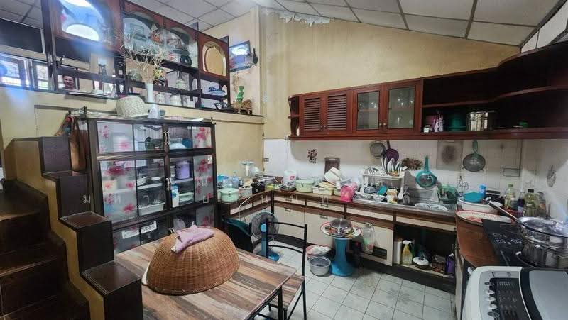 บ้านเดี่ยว 2 ชั้น + ที่ดิน 516 ตร.ว. ใกล้เทศบาลเมืองกระทุ่มแบน ถนนสุคนธวิทย์, สมุทรสาคร, ถนนสุคนธวิทย์, ตลาดกระทุ่มแบน, กระทุ่มแบน, สมุทรสาคร, 2,064 ตร.ม., ที่ดิน ขาย, โดย คุณ มหากุล มหาปิยานนท์ (คิง), 500557633 - DDproperty.com