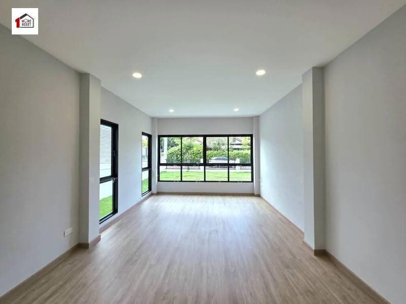 Baan Pradab Dao 1-4, Nonthaburi, ท่าอิฐ , ปากเกร็ด , นนทบุรี, Tha It, Pak Kret, Nonthaburi, 4 Bedrooms, 350 sqm, Single Detached House For Sale, by อานันท์ ขจรศักดิ์ว่องไว, 500557635 - DDproperty.com