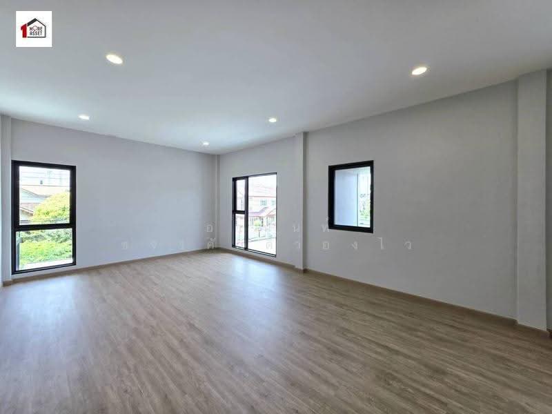 Baan Pradab Dao 1-4, Nonthaburi, ท่าอิฐ , ปากเกร็ด , นนทบุรี, Tha It, Pak Kret, Nonthaburi, 4 Bedrooms, 350 sqm, Single Detached House For Sale, by อานันท์ ขจรศักดิ์ว่องไว, 500557635 - DDproperty.com
