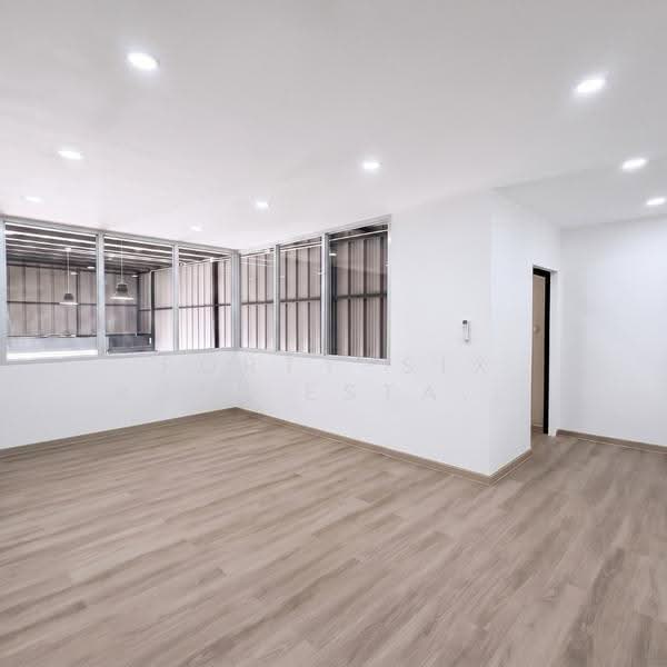 ให้เช่าโกดังใหม่พร้อมสำนักงาน ลาดพร้าว 130, Bangkok, Hua Mak, Bang Kapi, Bangkok, , 124 sqm, Warehouse/Factory For Rent, by Forty-Six Real Estate Group, 500557658 - DDproperty.com