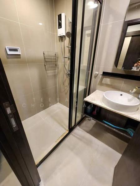 XT Huaikhwang, Bangkok, 244 Ratchadaphisek Road, Huai Khwang, Bangkok, 1 Bedroom, 30 sqm, Condo For Rent, by Teeranant Chonwisaikajon, 500557696 - DDproperty.com