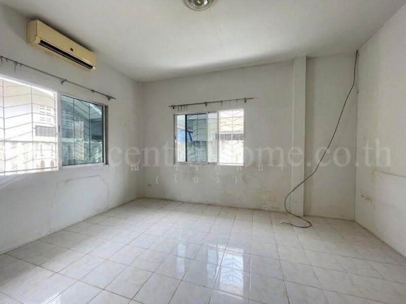 Chokchai village 5, Chon Buri (Pattaya), Nong Pru, Bang Lamung (Pattaya), Chon Buri (Pattaya), 3 Bedrooms, 120 sqm, Single Detached House For Sale, by คุณ วรกัลยา (โบว์), 500557735 - DDproperty.com
