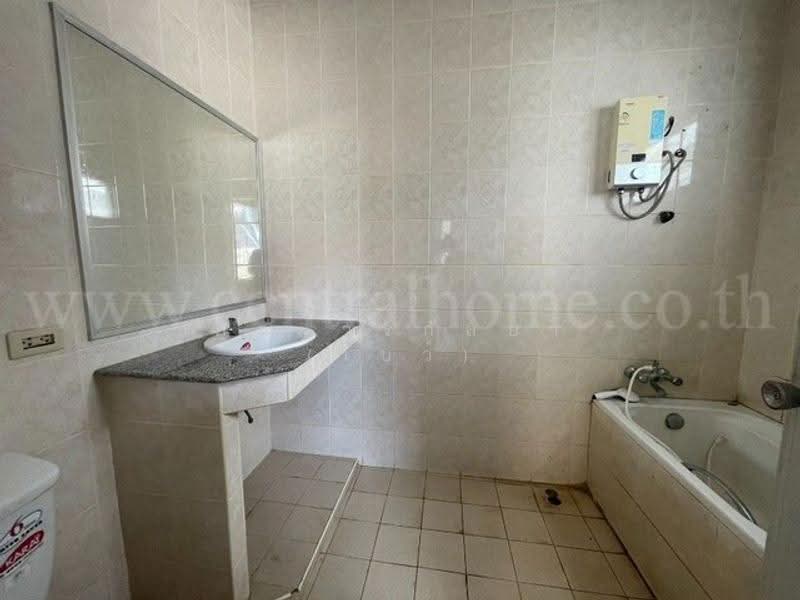 Chokchai village 5, Chon Buri (Pattaya), Nong Pru, Bang Lamung (Pattaya), Chon Buri (Pattaya), 3 Bedrooms, 120 sqm, Single Detached House For Sale, by คุณ วรกัลยา (โบว์), 500557735 - DDproperty.com