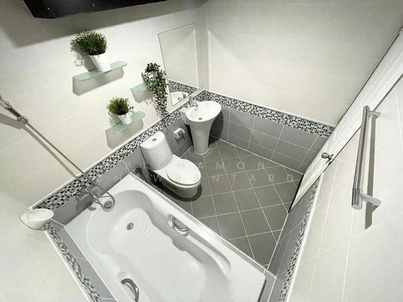 The Waterford Sukhumvit 50, Bangkok, 890 Soi Sukhumvit 50, Phra Kanong, Khlong Toei, Bangkok, 2 Bedrooms, 78 sqm, Condo For Rent, by Pichamon Chawbantard, 500557809 - DDproperty.com
