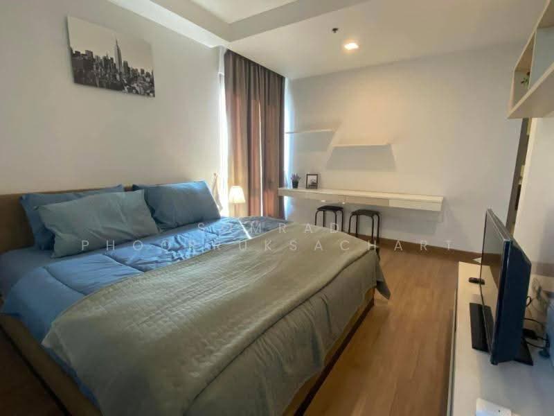 Thru Thonglor, Bangkok, Petchaburi Road, Bang Kapi, Huai Khwang, Bangkok, 2 Bedrooms, 62 sqm, Condo For Rent, by Somrad Phoopruksachart, 500557820 - DDproperty.com