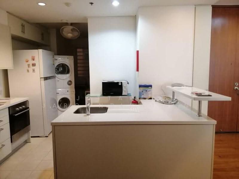 The Royal Saladaeng, Bangkok, 79 Saladaeng Road, Silom, Bang Rak, Bangkok, 3 Bedrooms, 155 sqm, Condo For Rent, by Jettapat Jaroonpipatkun, 500557845 - DDproperty.com