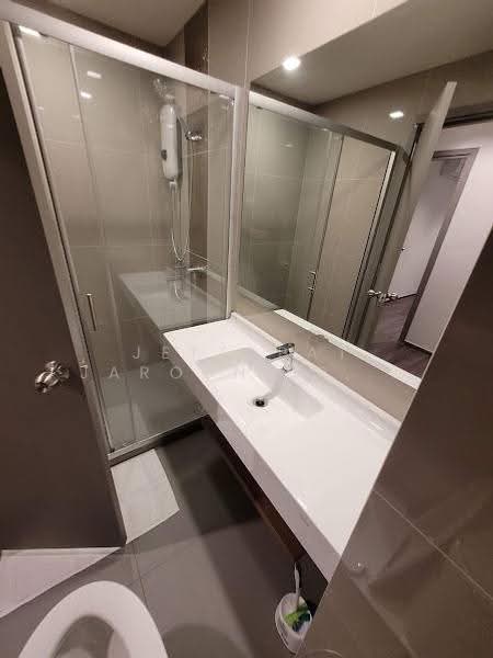 IDEO Sathorn-Wongwian Yai, Bangkok, 219 Soi Krung Thonburi 1, Khlong Ton Sai, Khlong San, Bangkok, 2 Bedrooms, 56 sqm, Condo For Rent, by Jettapat Jaroonpipatkun, 500557852 - DDproperty.com