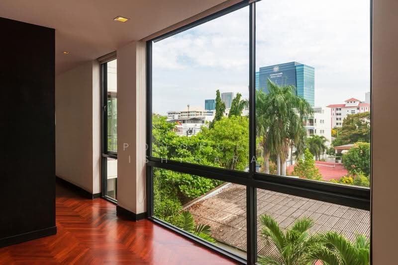 Pool Villa 4 ชั้น 750 ตร.ม. ใจกลางอารีย์ (เช่าทำธุรกิจ), Bangkok, Phaya Thai, Bangkok, , 750 sqm, Shophouse For Rent, by Pongkuna Ishihara, 500557881 - DDproperty.com