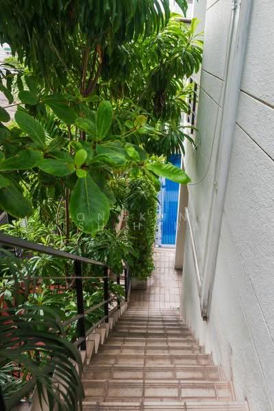 Pool Villa 4 ชั้น 750 ตร.ม. ใจกลางอารีย์ (เช่าทำธุรกิจ), Bangkok, Phaya Thai, Bangkok, , 750 sqm, Shophouse For Rent, by Pongkuna Ishihara, 500557881 - DDproperty.com