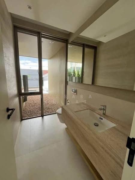 Pasaliin Home Office, Bangkok, 43-1 Ladprao Road 101 Soi 42, Khlong Chan, Bang Kapi, Bangkok, 6 Bedrooms, 901 sqm, Townhouse For Rent, by Bussara Sri-At, 500557889 - DDproperty.com