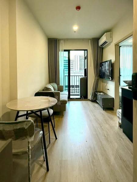 Nue District R9, Bangkok, 59 Rama 9 Road, Huai Khwang, Bangkok, 1 Bedroom, 26 sqm, Condo For Rent, by Teeranant Chonwisaikajon, 500557892 - DDproperty.com