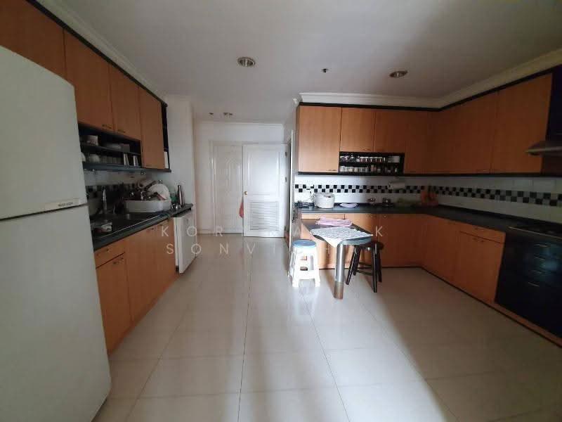 Kallista Mansion, Bangkok, 64 Soi Sukhumvit 11, Khlongtoei Nua, Watthana, Bangkok, 3 Bedrooms, 315 sqm, Condo For Rent, by Kornkanok Sonvichai, 500557926 - DDproperty.com