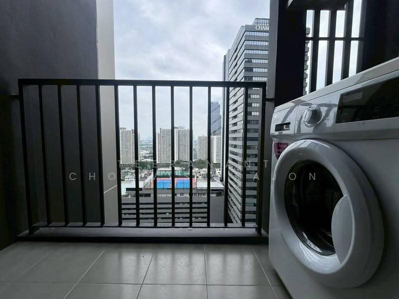 Nue District R9, Bangkok, 59 Rama 9 Road, Huai Khwang, Bangkok, 1 Bedroom, 30 sqm, Condo For Rent, by Teeranant Chonwisaikajon, 500557939 - DDproperty.com
