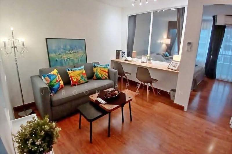 Surawong City Resort, Bangkok, Rama 4, Si Phraya, Bang Rak, Bangkok, 1 Bedroom, 35 sqm, Condo For Rent, by Jettapat Jaroonpipatkun, 500557941 - DDproperty.com