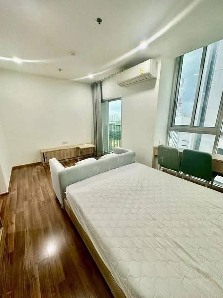Noble Revolve Ratchada 2, Bangkok, 70 Soi Ratchadaphisek 10, Ratchadaphisek Road, Huai Khwang, Bangkok, 2 Bedrooms, 56 sqm, Condo For Rent, by Teeranant Chonwisaikajon, 500558003 - DDproperty.com