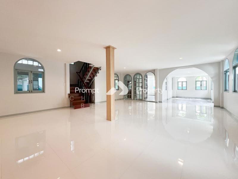 House Punnawithi, Bangkok, สุขุมวิท, Bang Chak, Phra Khanong, Bangkok, 4 Bedrooms, 400 sqm, Single Detached House For Sale, by Chidaphar Beawlek, 500558011 - DDproperty.com
