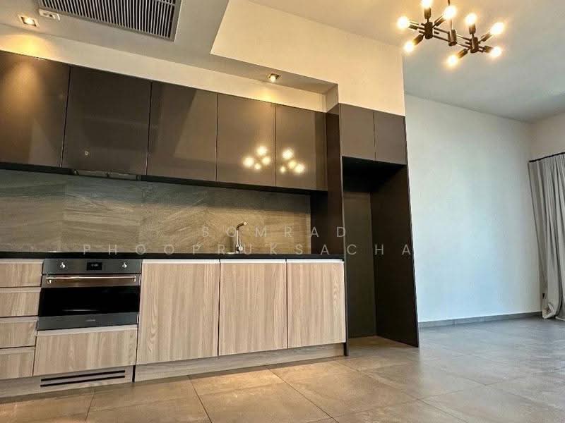 The Lofts Asoke, Bangkok, Sukhumvit 21 Road, Khlongtoei Nua, Watthana, Bangkok, 2 Bedrooms, 88 sqm, Condo For Sale, by Somrad Phoopruksachart, 500558046 - DDproperty.com