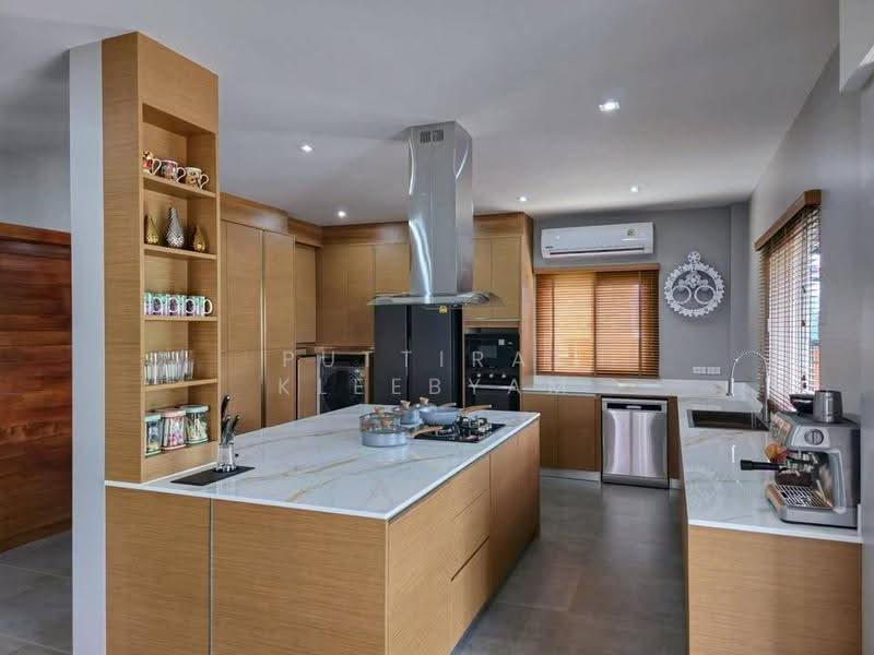 บ้าน 4-ห้องนอน, ภูเก็ต, ราไวย์, เมืองภูเก็ต, ภูเก็ต, 220 ตร.ม., บ้านเดี่ยว ให้เช่า, โดย Puttirat Kleebyam, 500558054 - DDproperty.com