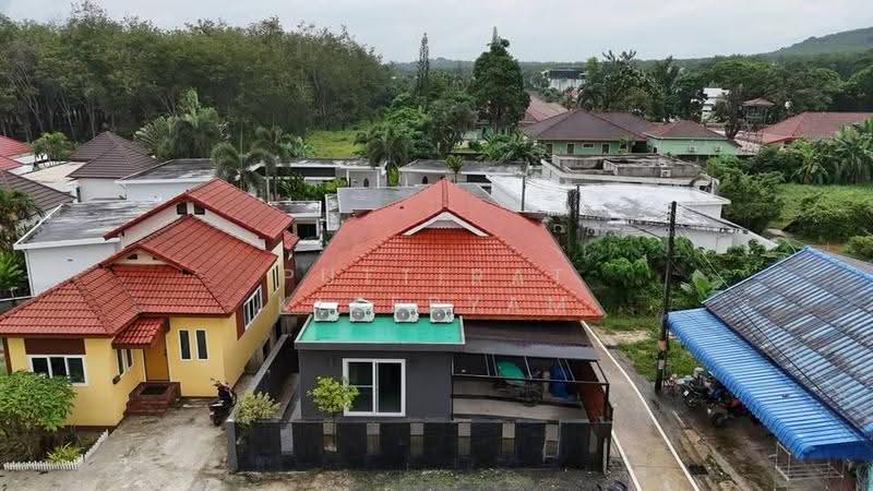 4-BR House, Phuket, Rawai, Muang Phuket, Phuket, 4 Bedrooms, 220 sqm, Single Detached House For Rent, by Puttirat Kleebyam, 500558054 - DDproperty.com