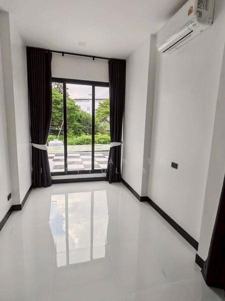 undefined, กรุงเทพ, พลับพลา, วังทองหลาง, กรุงเทพ, 310 ตร.ม., ทาวน์เฮ้าส์ ขาย, โดย Thananith Ittitulyapong, 500558083 - DDproperty.com