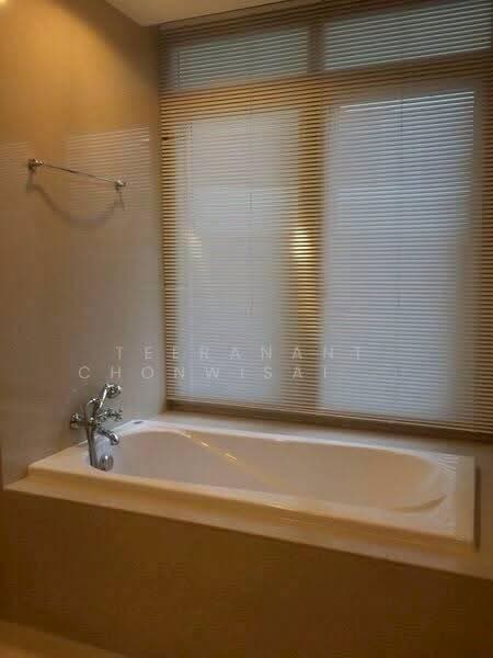 Hampton Thonglor 10, Bangkok, 324 Soi Thonglor 10, Sukhumvit Road, Khlong Tan Nua, Watthana, Bangkok, 3 Bedrooms, 232 sqm, Condo For Rent, by Teeranant Chonwisaikajon, 500558099 - DDproperty.com