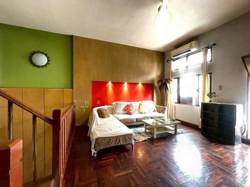 Baan Klang Muang Ratchada-Mengjai 1, Bangkok, 522 50-151 Saha Kan Pramun Alley, Wang Thonglang, Bangkok, 3 Bedrooms, 220 sqm, Townhouse For Rent, by Thananith Ittitulyapong, 500558108 - DDproperty.com