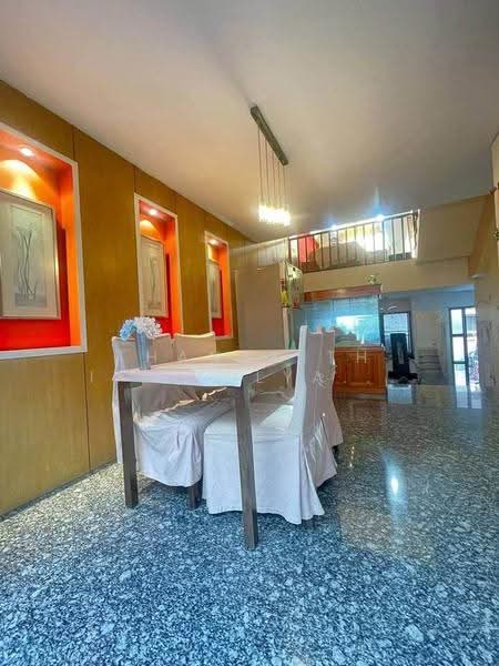 Baan Klang Muang Ratchada-Mengjai 1 : บ้านกลางเมือง รัชดา-เหม่งจ๋าย 1, กรุงเทพ, 522 50-151 ซอยสหกรณ์การเกษตร, วังทองหลาง, กรุงเทพ, 220 ตร.ม., ทาวน์เฮ้าส์ ให้เช่า, โดย Thananith Ittitulyapong, 500558108 - DDproperty.com
