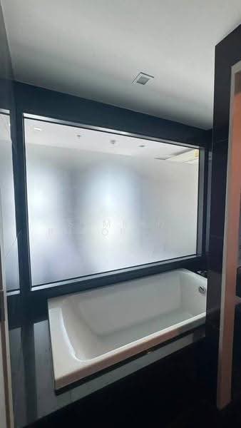 Rhythm Sukhumvit 36-38, Bangkok, 55 Soi Sukhumvit 36, Sukhumvit Road, Phra Kanong, Khlong Toei, Bangkok, 1 Bedroom, 49 sqm, Condo For Rent, by Somrad Phoopruksachart, 500558140 - DDproperty.com