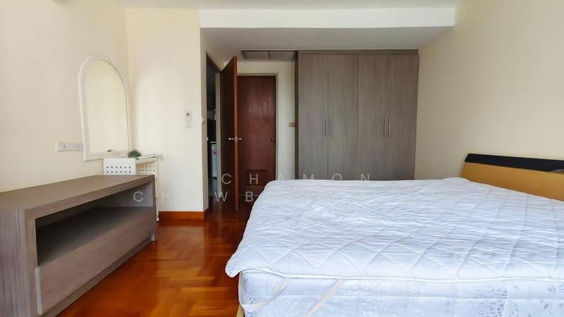 Asoke Place, Bangkok, Asok Montri Rd, Khlongtoei Nua, Watthana, Bangkok, 2 Bedrooms, 60 sqm, Condo For Rent, by Pichamon Chawbantard, 500558144 - DDproperty.com