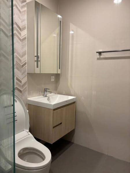 Oka Haus Sukhumvit 36, bangkok, 3399 Rama 4 Road, Khong Tan, Khlong Toei, Bangkok, 1 Bedroom, 27 sqm, Condo For Sale, by Thananith Ittitulyapong, 500558149 - DDproperty.com