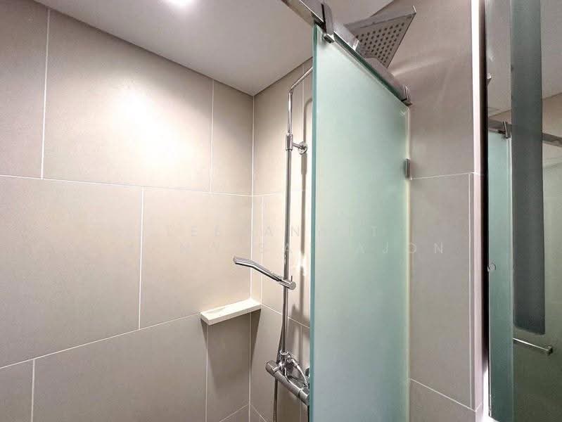 The Lumpini 24, Bangkok, Sukhumvit 24 Road, Khong Tan, Khlong Toei, Bangkok, 2 Bedrooms, 55 sqm, Condo For Rent, by Teeranant Chonwisaikajon, 500558172 - DDproperty.com