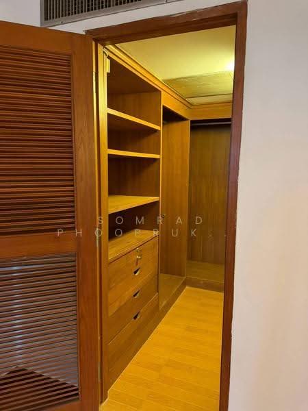 Omni Tower Sukhumvit Nana, Bangkok, 69 Sukhumvit 4 Alley, Khlong Toei, Bangkok, 1 Bedroom, 65 sqm, Condo For Rent, by Somrad Phoopruksachart, 500558176 - DDproperty.com