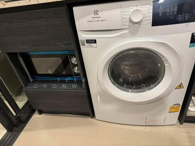 XT Huaikhwang, Bangkok, 244 Ratchadaphisek Road, Huai Khwang, Bangkok, 1 Bedroom, 28 sqm, Condo For Rent, by Teeranant Chonwisaikajon, 500558180 - DDproperty.com