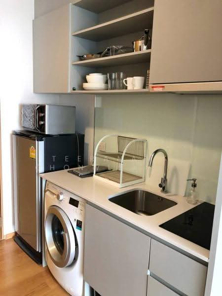 Noble Revo Silom, Bangkok, 88 Soi Surasak Surasak Road, Silom, Bang Rak, Bangkok, 1 Bedroom, 34 sqm, Condo For Sale, by Teeranant Chonwisaikajon, 500558188 - DDproperty.com