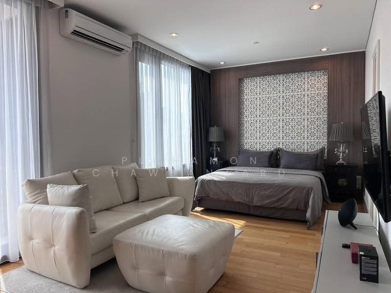 AGUSTON Sukhumvit 22, Bangkok, 140 Sukhumvit Road, Khlong Toei, Bangkok, 3 Bedrooms, 138 sqm, Condo For Sale, by Pichamon Chawbantard, 500558193 - DDproperty.com