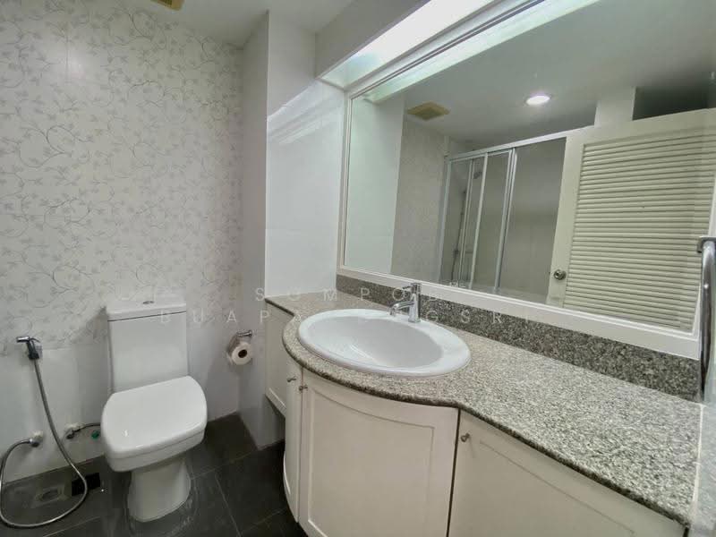 Royal Castle Pattanakarn, Bangkok, 701 Panya Village, Suan Luang, Suan Luang, Bangkok, 3 Bedrooms, 140 sqm, Condo For Rent, by Sompob Buaparungsri, 500558203 - DDproperty.com