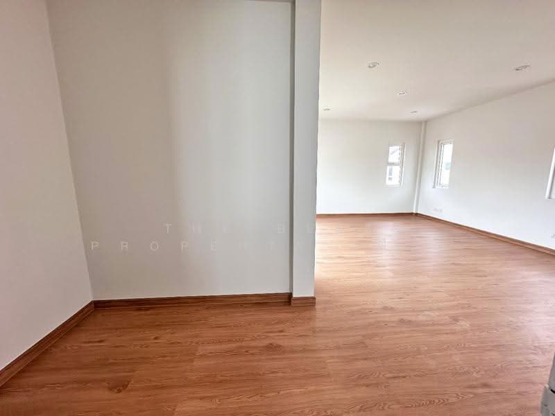 วิลล่านครินทร์ อ่อนนุช-วงแหวน, Bangkok, Prawet, Bangkok, 3 Bedrooms, 100 sqm, Single Detached House For Sale, by The Best Property เฟิร์น, 500558244 - DDproperty.com