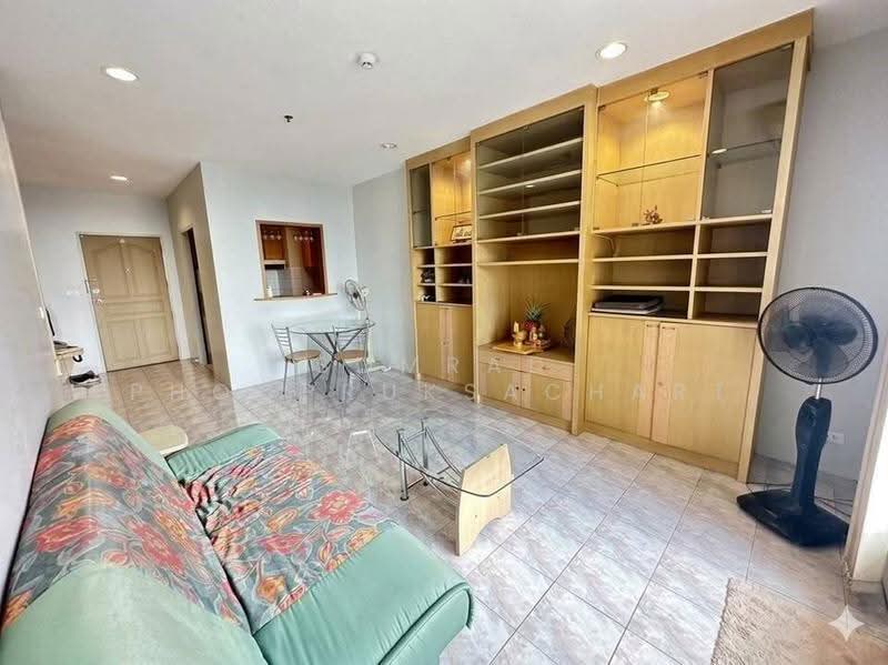 Pathumwan Resort, Bangkok, Phayathai Road, Thanon Phaya Thai, Ratchathewi, Bangkok, 2 Bedrooms, 74 sqm, Condo For Sale, by Somrad Phoopruksachart, 500558264 - DDproperty.com