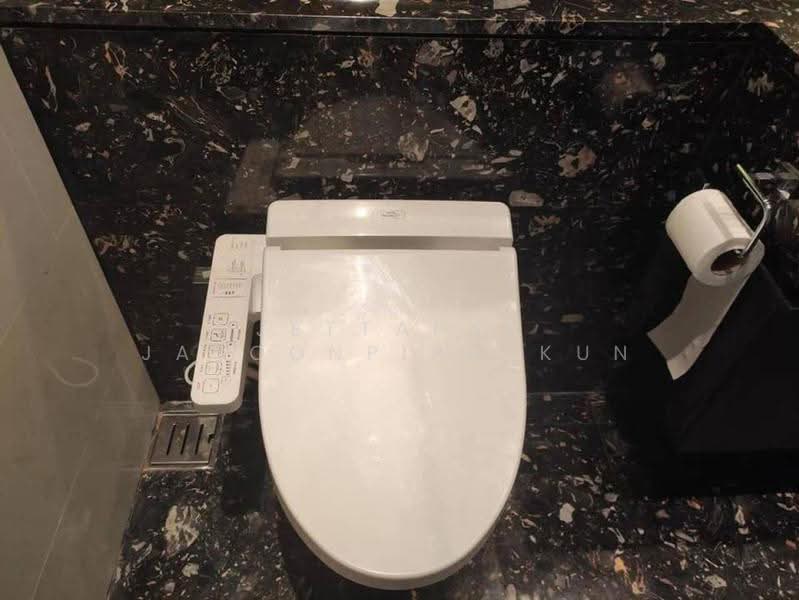 BEATNIQ Sukhumvit 32, Bangkok, Soi Sukhumvit 32, Sukhumvit Road, Khong Tan, Khlong Toei, Bangkok, 1 Bedroom, 43 sqm, Condo For Rent, by Jettapat Jaroonpipatkun, 500558267 - DDproperty.com
