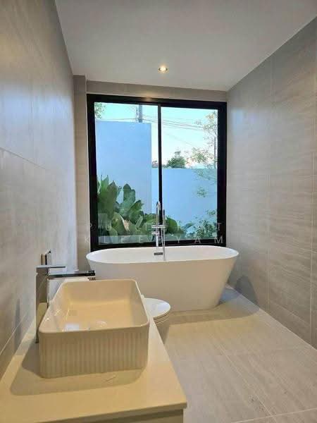 undefined, Phuket, Chalong, Muang Phuket, Phuket, 3 Bedrooms, 204 sqm, Single Detached House For Sale, by Puttirat Kleebyam, 500558275 - DDproperty.com