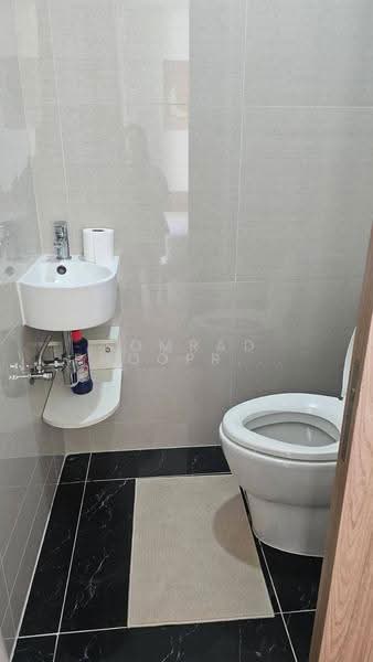 Park Origin Phrom Phong (Park 24), Bangkok, 68 Soi Sukhumvit 24, Khong Tan, Khlong Toei, Bangkok, 1 Bedroom, 26 sqm, Condo For Rent, by Somrad Phoopruksachart, 500558304 - DDproperty.com