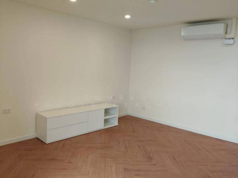 J.C. Tower, Bangkok, Soi Sukhumvit 55, Khlong Tan Nua, Watthana, Bangkok, 2 Bedrooms, 97 sqm, Condo For Rent, by Somrad Phoopruksachart, 500558321 - DDproperty.com