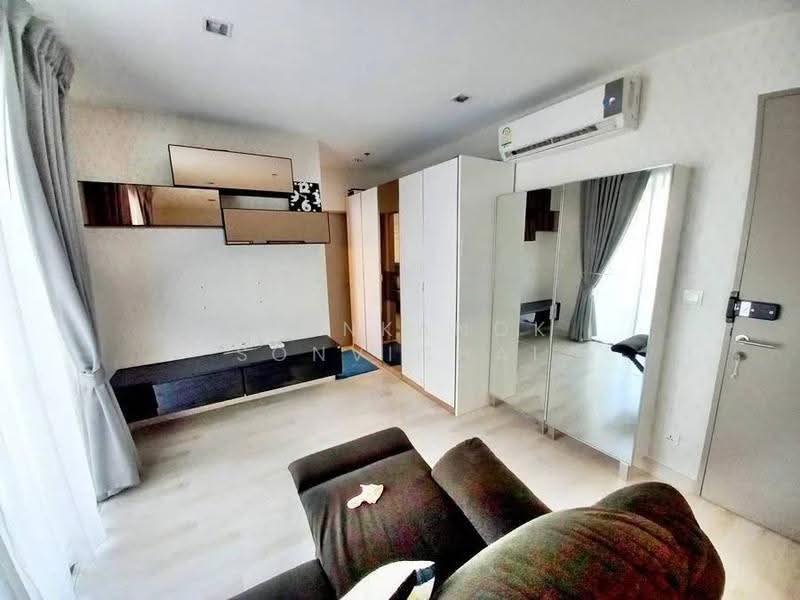 IDEO MOBI Sukhumvit 81, Bangkok, 2097 Sukhumvit Road, Bang Chak, Phra Khanong, Bangkok, 2 Bedrooms, 43 sqm, Condo For Rent, by Kornkanok Sonvichai, 500558345 - DDproperty.com