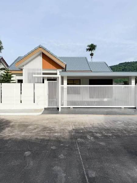 undefined, Phuket, Talat Yai, Muang Phuket, Phuket, 3 Bedrooms, 204 sqm, Single Detached House For Sale, by Puttirat Kleebyam, 500558412 - DDproperty.com